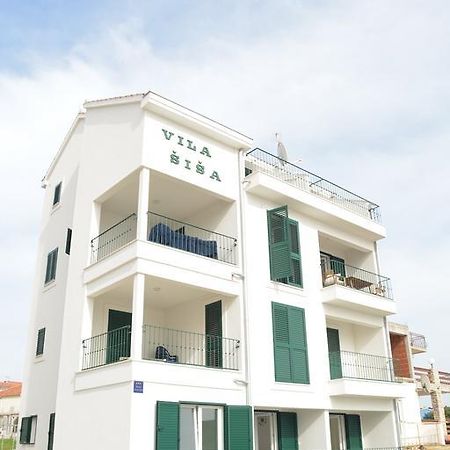 Beachfront Apartments Villa Sisa 프리모스턴 외부 사진